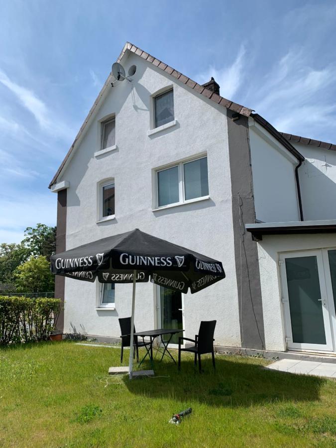 W1 - Kontaktloser 24H Check In, W-Lan, Netflix, Parkplatz, Kueche, Boxspring-Bett Bueckeburg Exterior photo